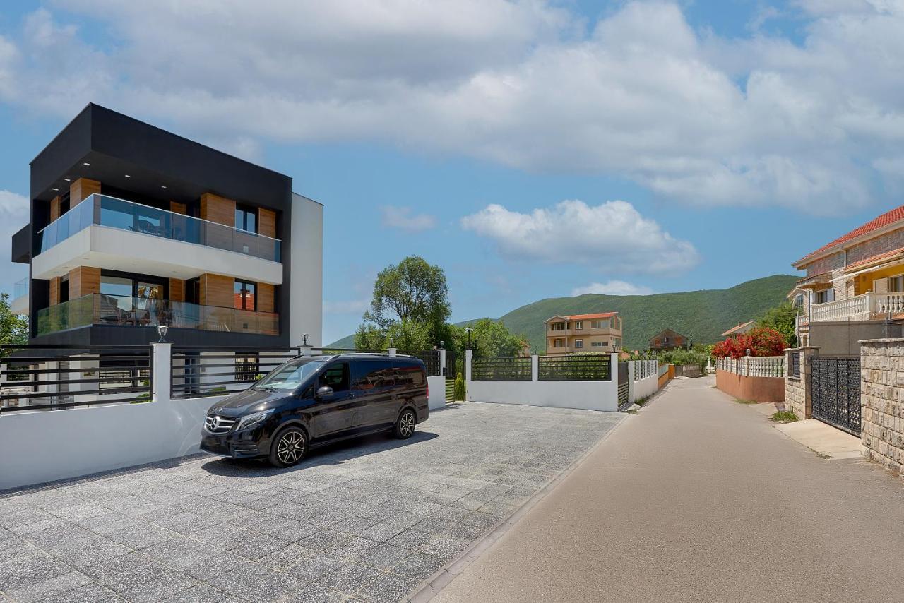 Georgiy Lux Apartments Lastva Grbaljska Exterior foto