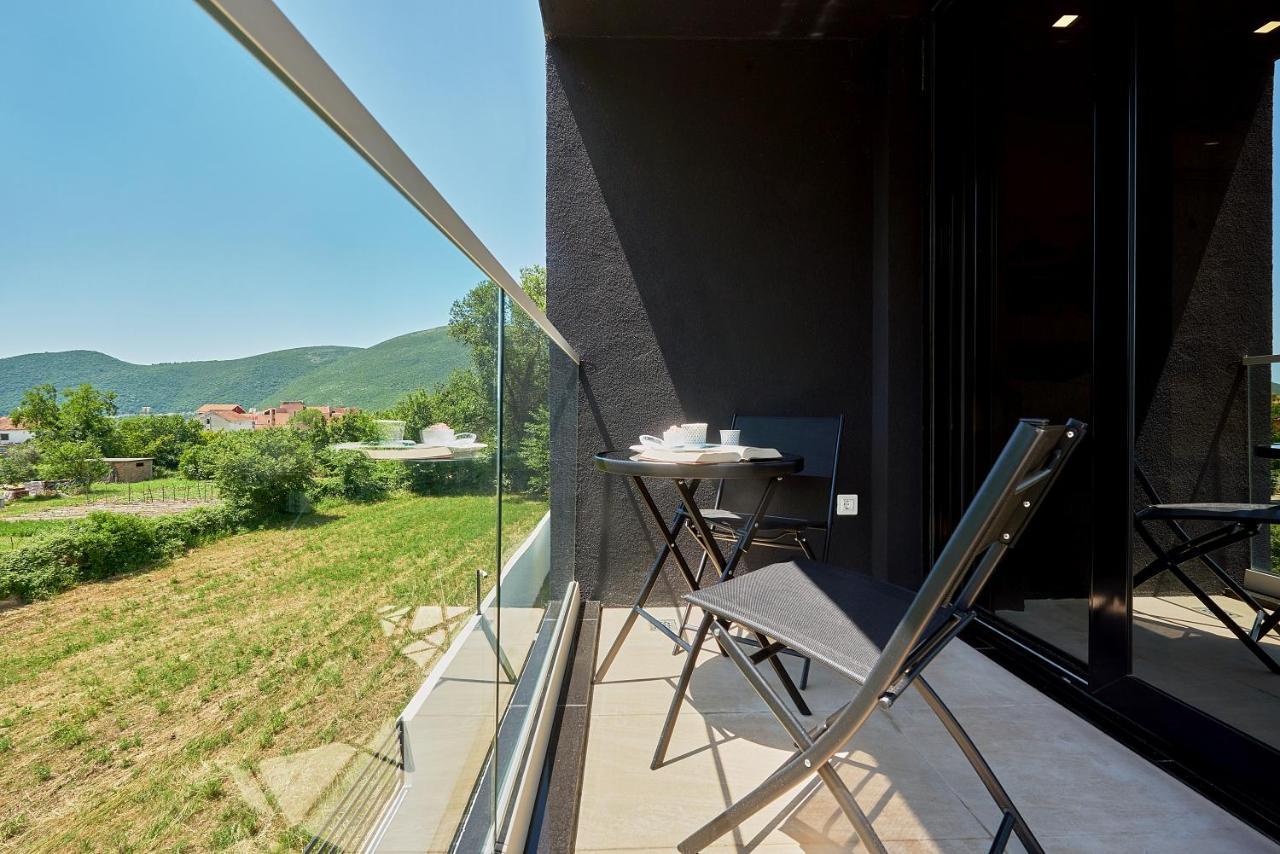 Georgiy Lux Apartments Lastva Grbaljska Exterior foto