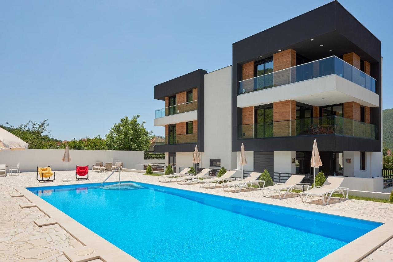 Georgiy Lux Apartments Lastva Grbaljska Exterior foto